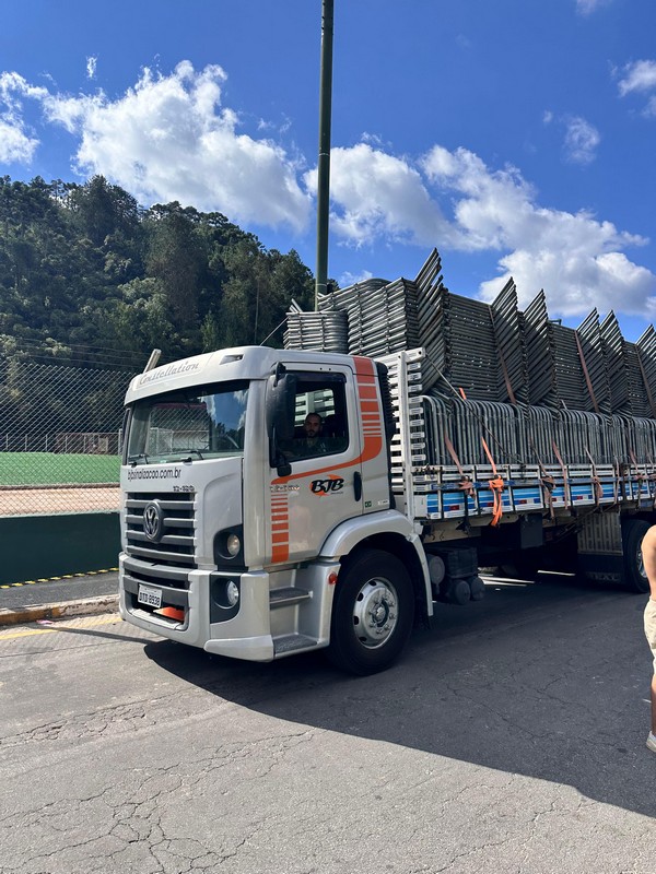 Aluguel de Cones em SP: Solução Eficiente para a Sinalização de Eventos